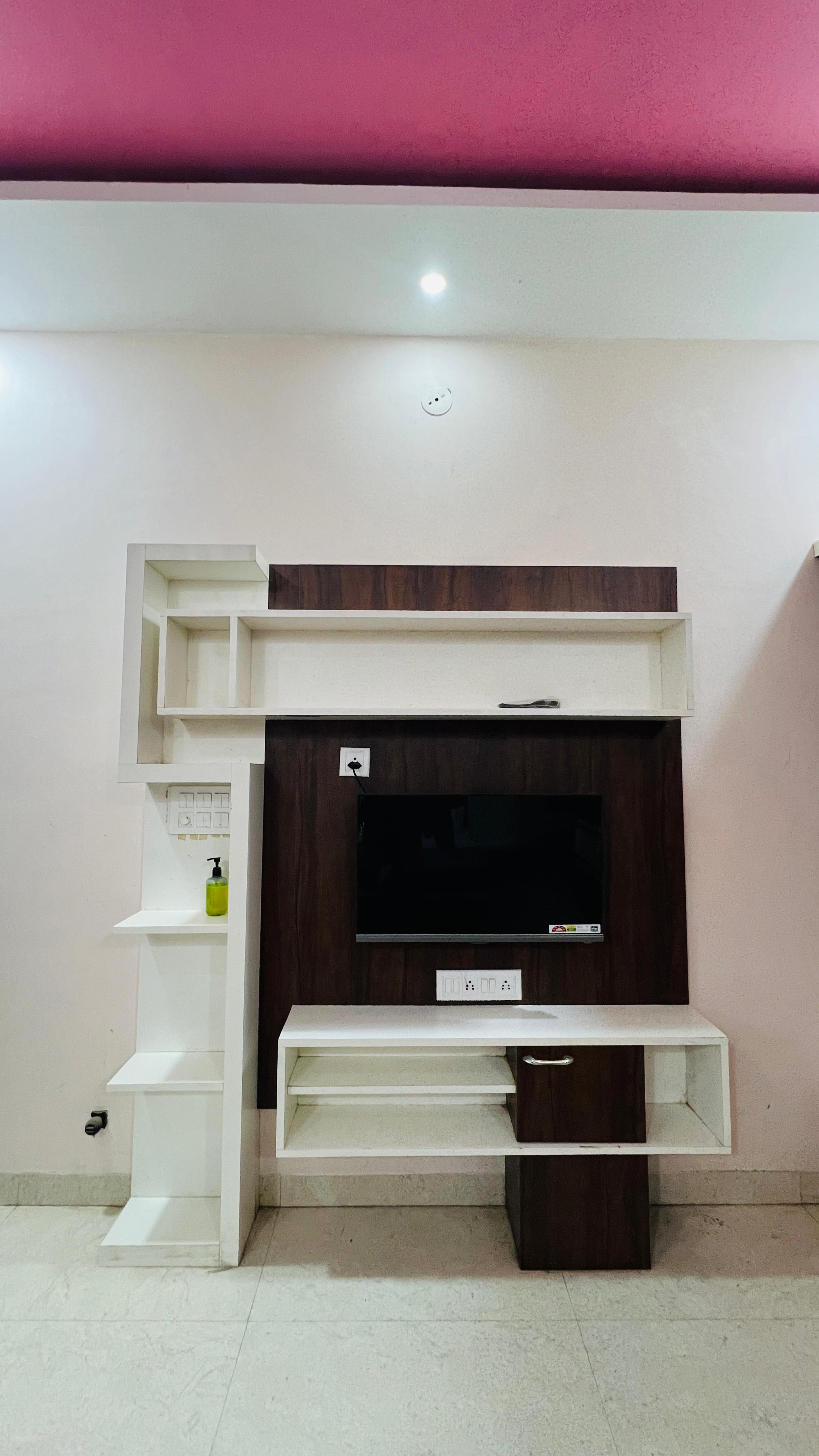 Balaji Homestay Shipravihar - Tap to explore photos
