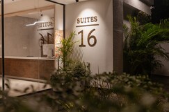 Address of Suites 16