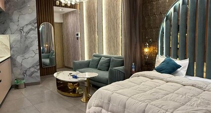 Flat / apartment in noida Room Type - Bedroom 3