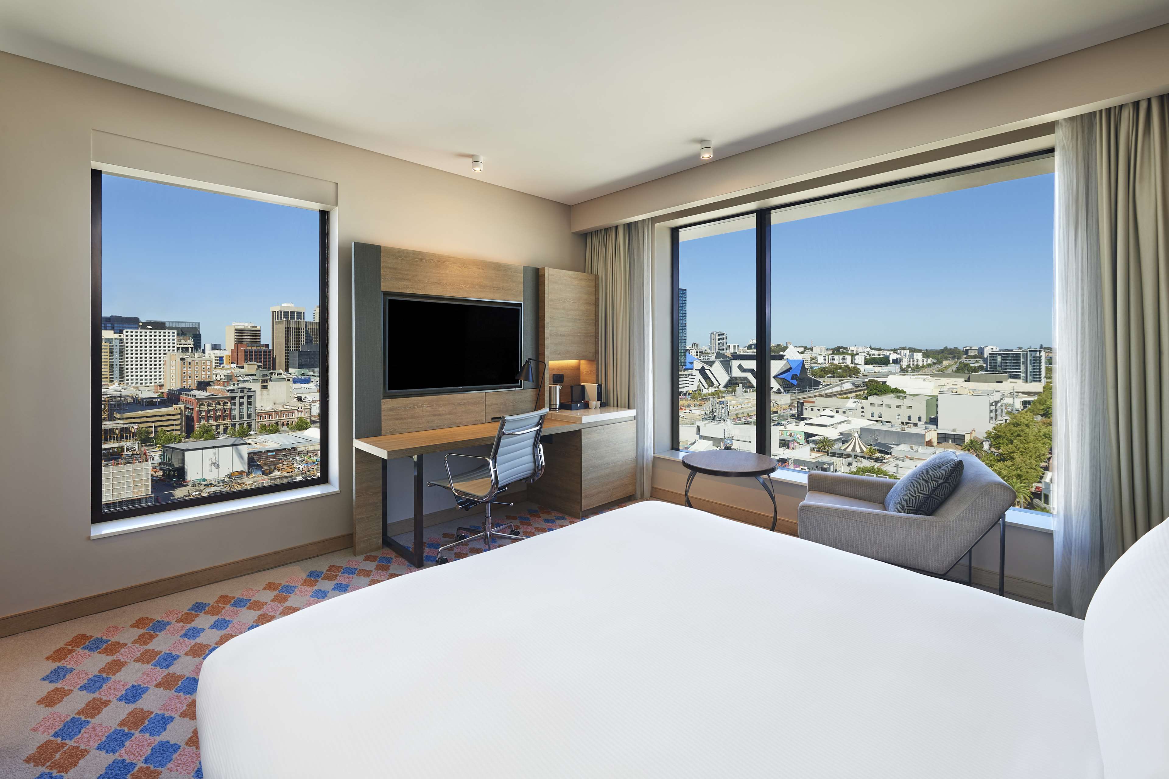 Doubletree by Hilton Perth Northbridge - Tap to explore photos