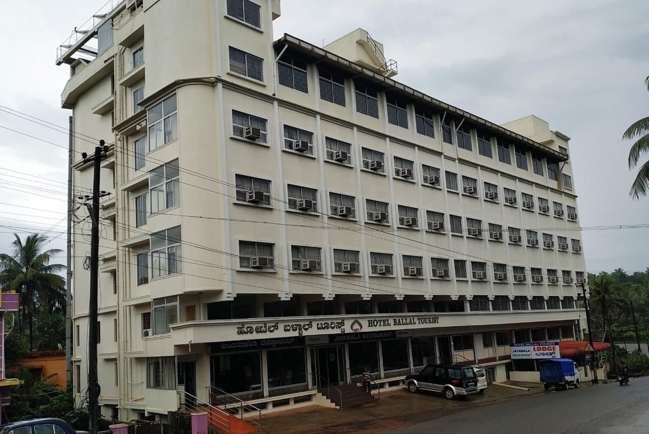 Hotel Ballal Tourist - Tap to explore photos