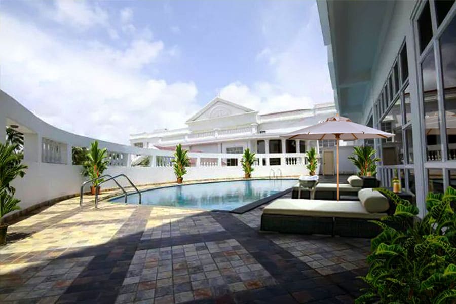 Camelot Hotel, Alleppey - Tap to explore photos