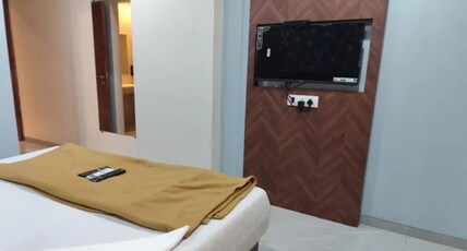 FabHotel Sunday Residency Room Type - Deluxe Room