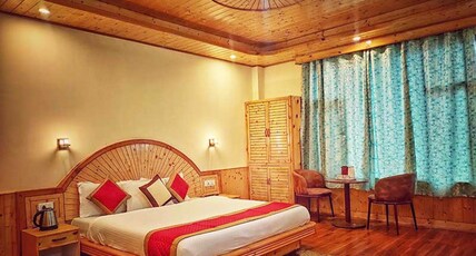 Snowline Heights Room Type - Standard Room with Mountain View
