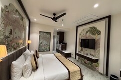 Hotel Raj Hari Palace