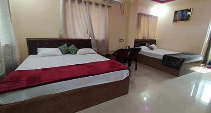 Hotel Yuvraj Residency Room Type - AC Deluxe