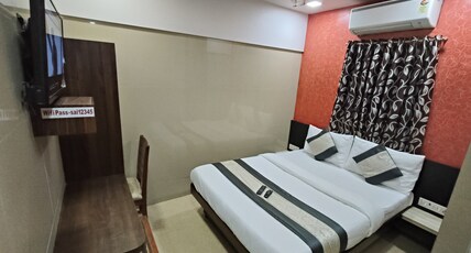 Hotel Sai Heritage Room Type - Deluxe AC Room