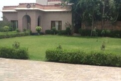 HOTEL COMFORT REGENCY