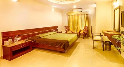 Hotel The Grand Raj Room Type - Premium Room