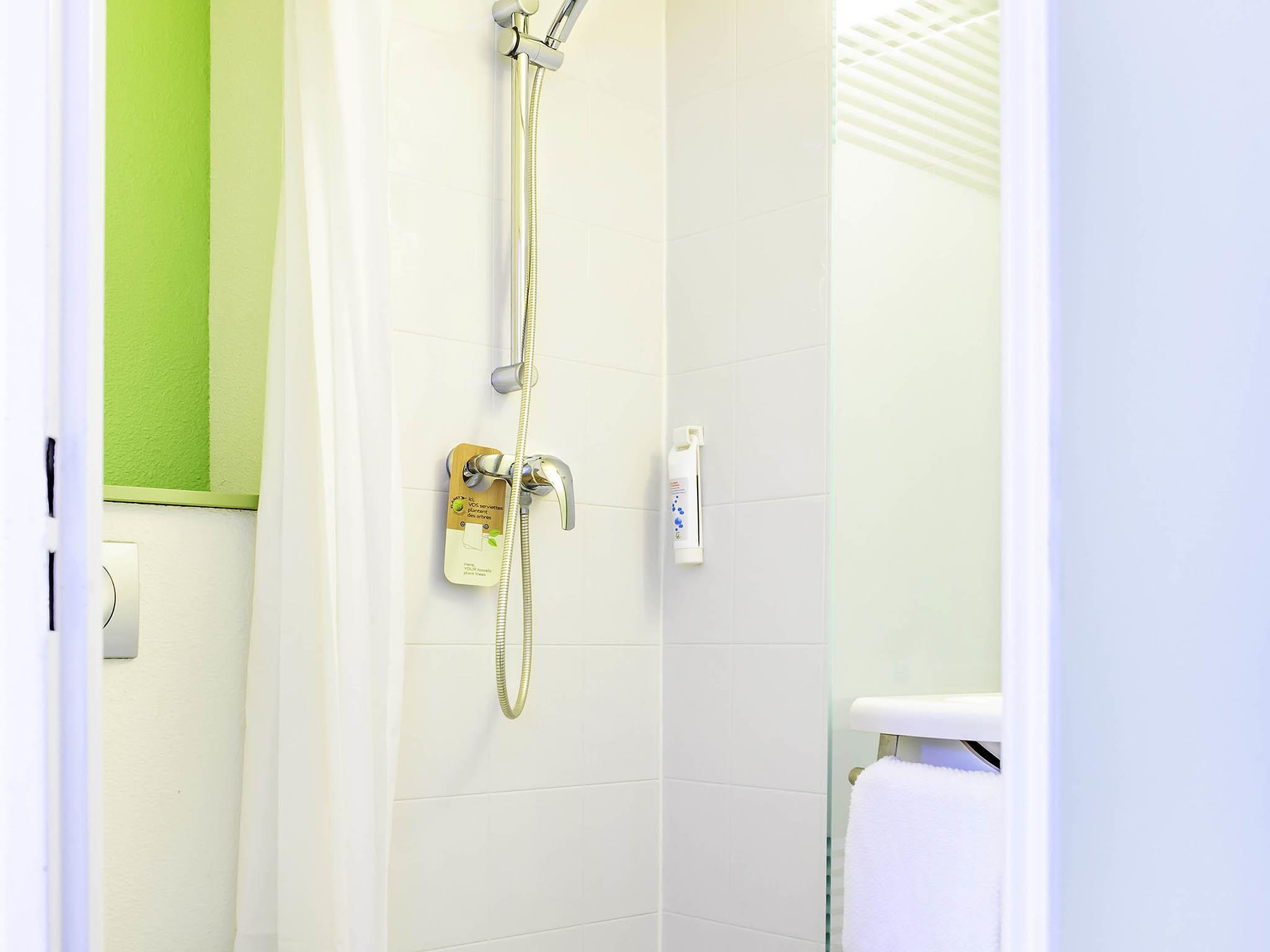 ibis budget Valenciennes Petite For - Tap to explore photos