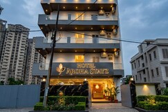 Hotel Aroha Stayz