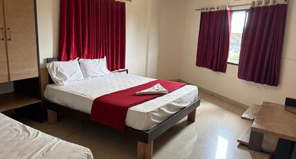 Hotel Sai Palace Room Type - Family Room