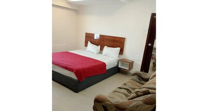 FabHotel Sashi Paradise Room Type - Deluxe Room