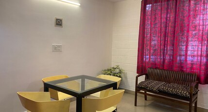 Brown cozy nook Room Type - Brown cozy nook