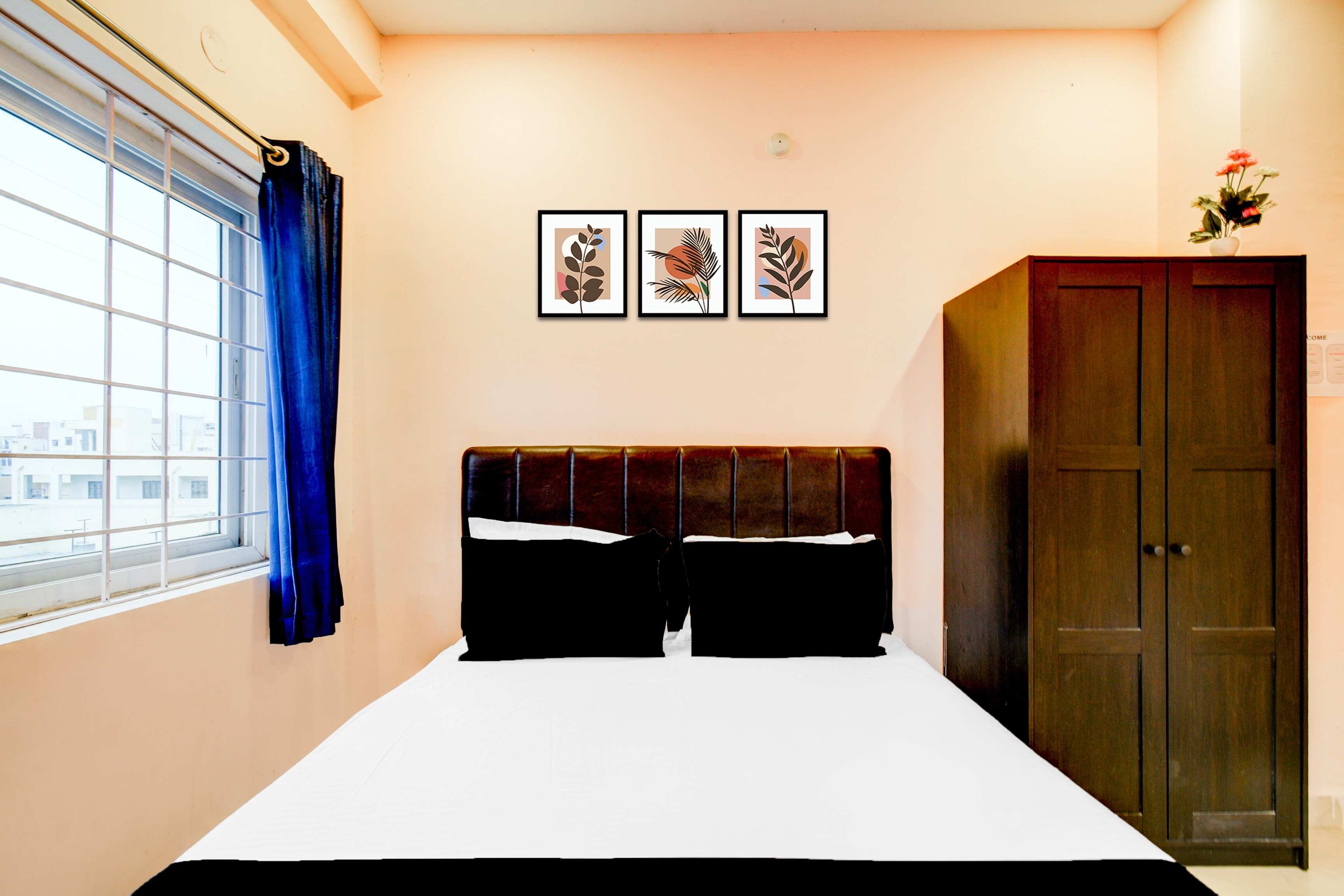 Hotel O Chandanagar Formerly Nakshatra - Tap to explore photos