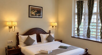 Hotel Pineridge Room Type - Superior Four Bedded Room