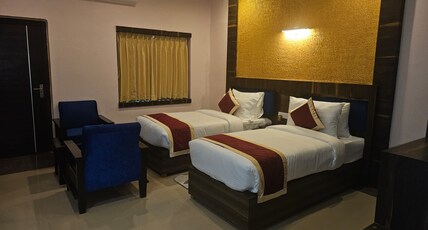 AARUNYA HOTEL & RESORT Room Type - Standard Deluxe Room