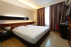 Hotel O Hi Inn near Wisma Sanyan Sibu