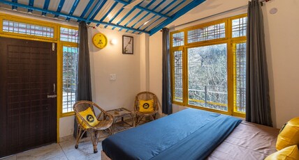 The Hosteller Mussoorie By the Streamside, Kempty Room Type - Deluxe Double Room with Balcony and Mountain View