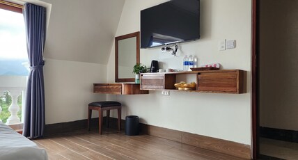 Sapa TT Homestay Room Type - Deluxe Mountain View Double Room
