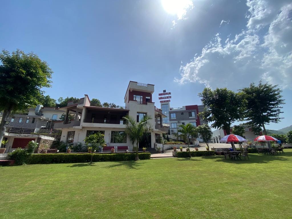 Meera Valley Resort by Nexottel - Tap to explore photos