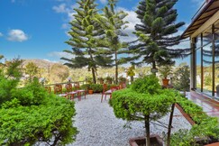 HOTEL ABU GRAND 1 km from nakki lake