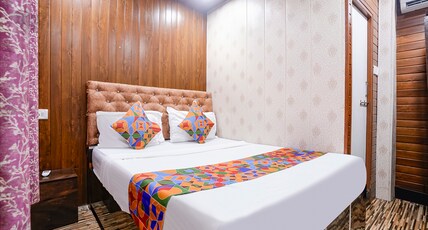 Via Shiv Vandana Inn Room Type - Deluxe Room