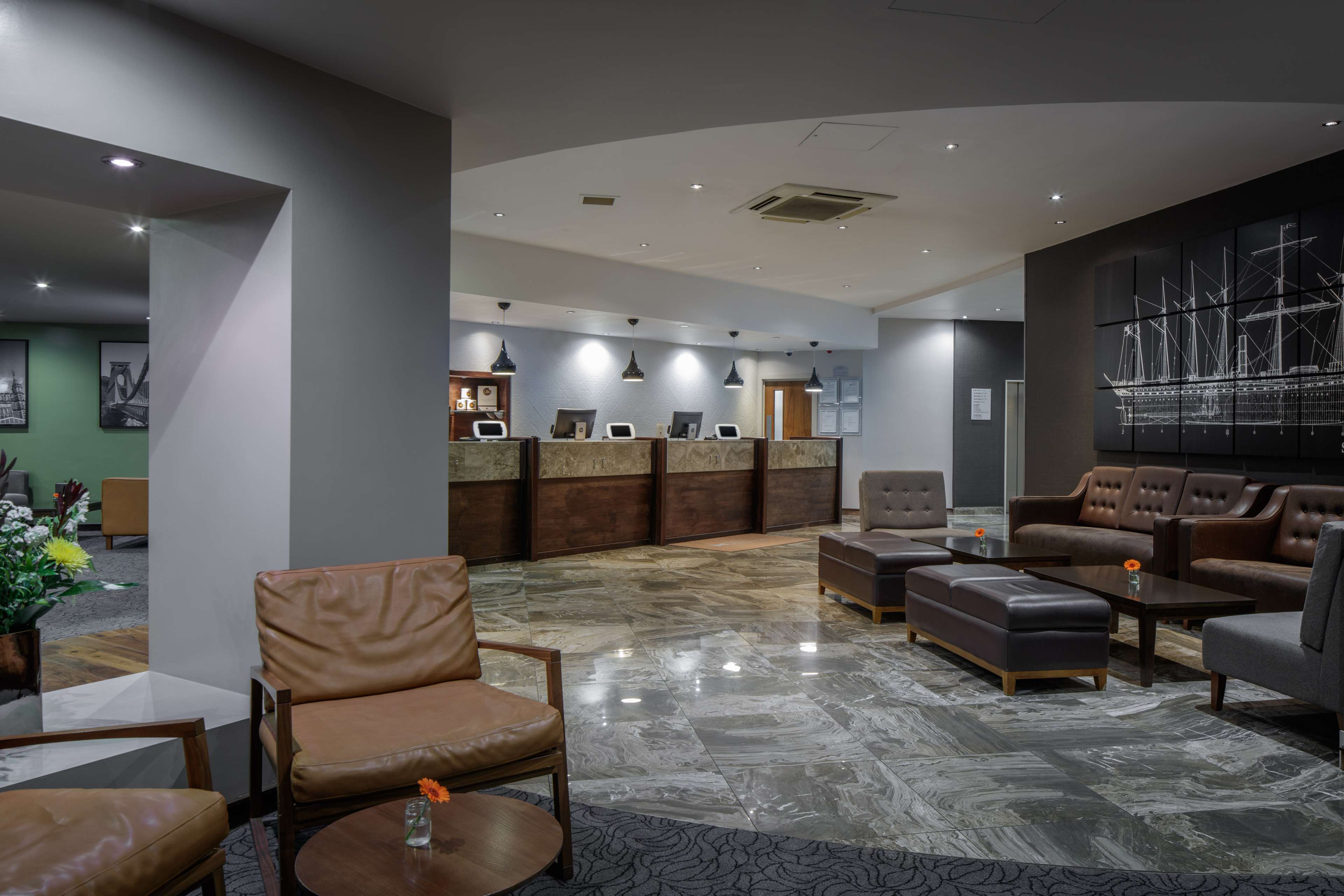 Doubletree by Hilton Bristol - Tap to explore photos