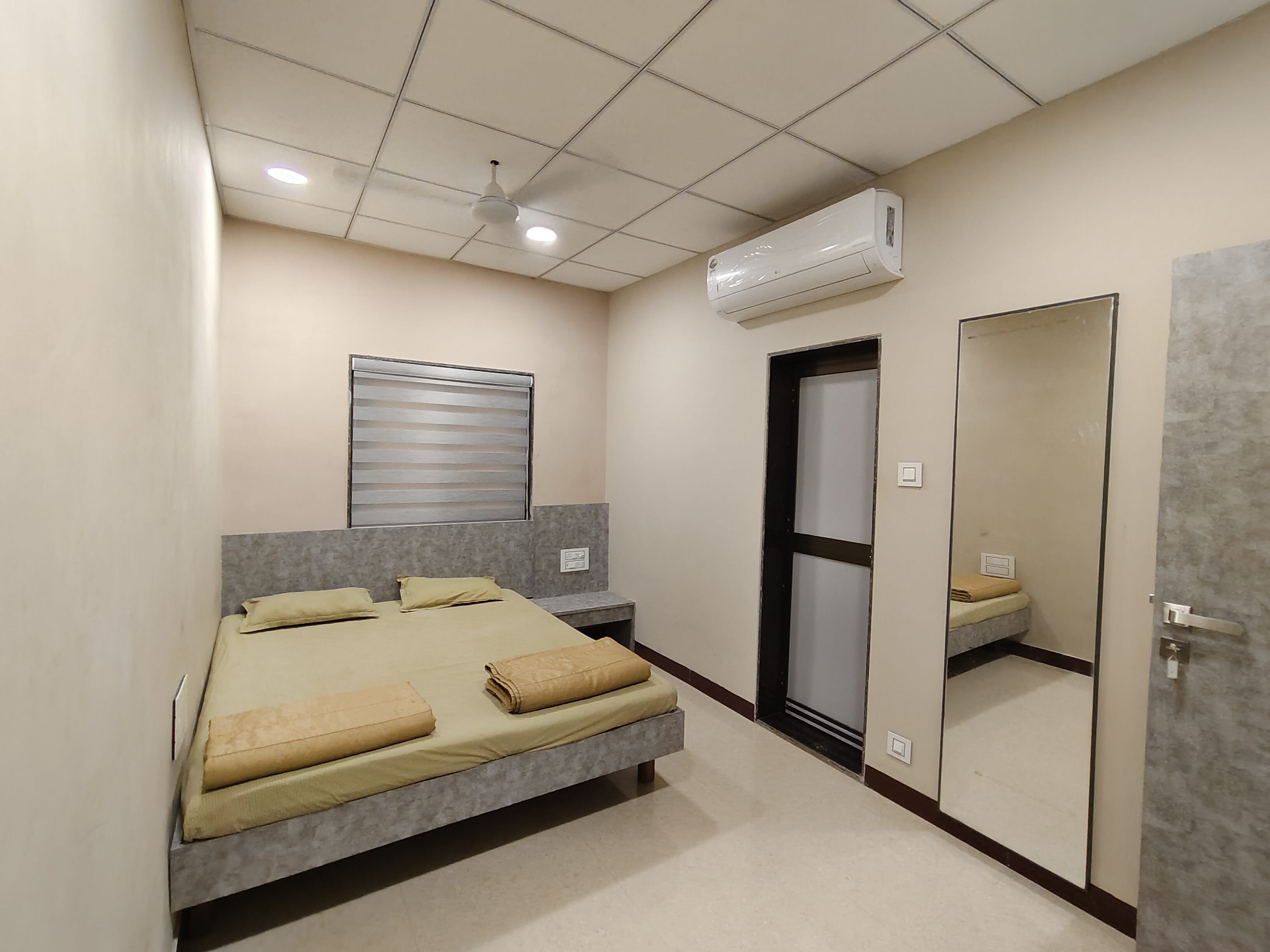 Kalyan Sadan(Family rooms) - Tap to explore photos
