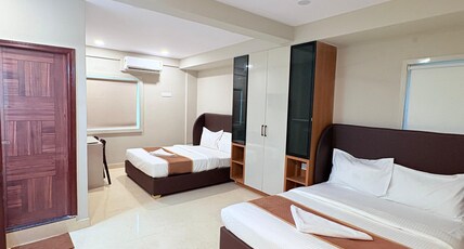 Hotel Wellsuites Electronic City Room Type - Family AC Room