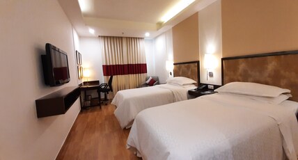 Four Points By Sheraton Vadodara - Marriott International Room Type - Traditional Room, Twin Bed