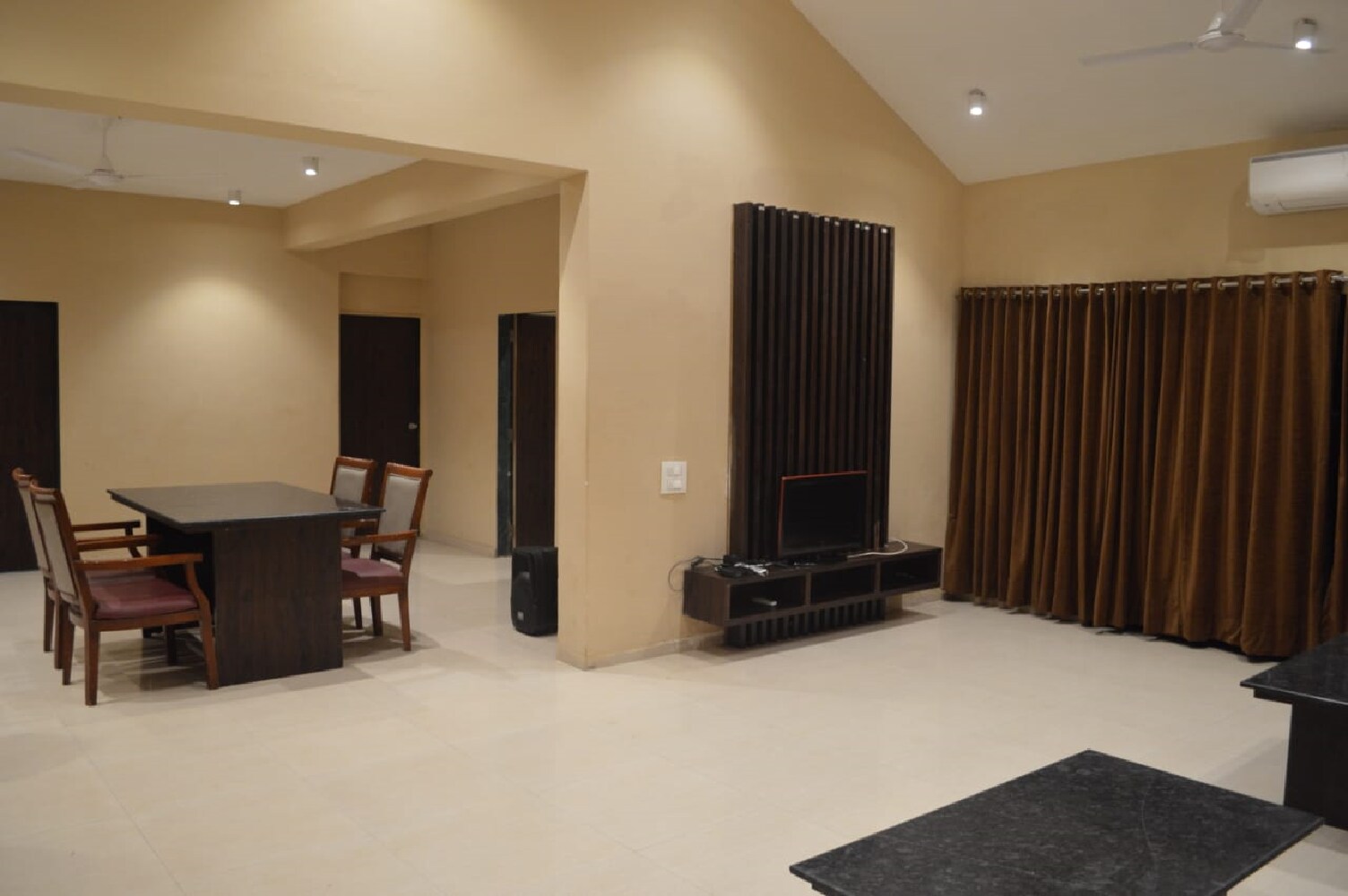 Westin Villas & Holidays | 4 BHK Pool Villa - Tap to explore photos