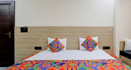 FabHotel Shivangan - 200M From Banke Bihari Temple, Vrindavan Room Type - Deluxe Room