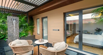 Nirvana Luxury Hotel Room Type - Nirvana Room with Open Air Shower