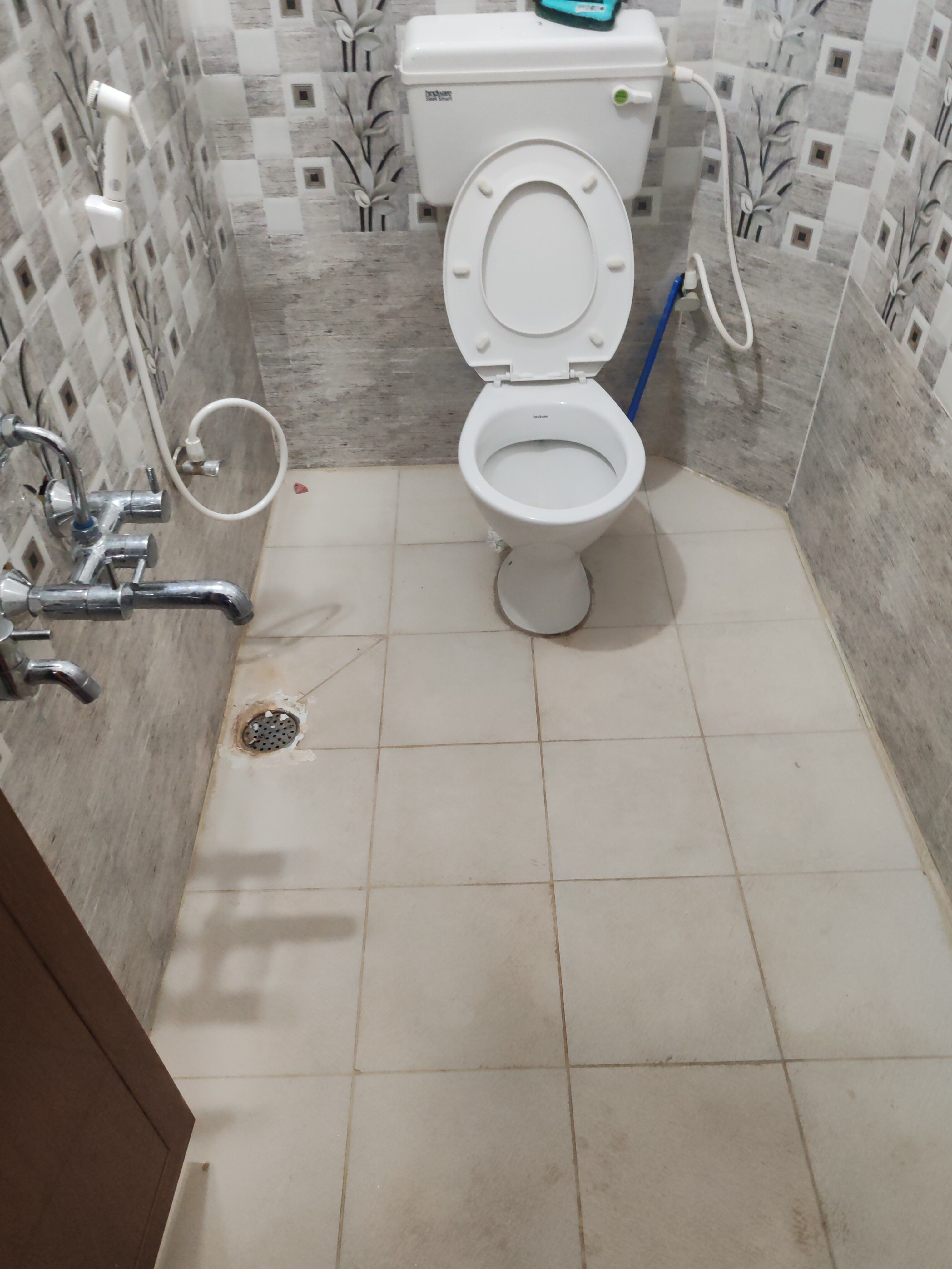 New look home stay - Tap to explore photos