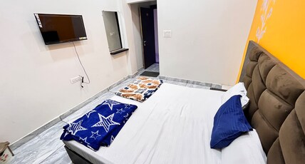 Hotel Shree Bageshwar Inn Room Type - Super Deluxe Room with Balcony