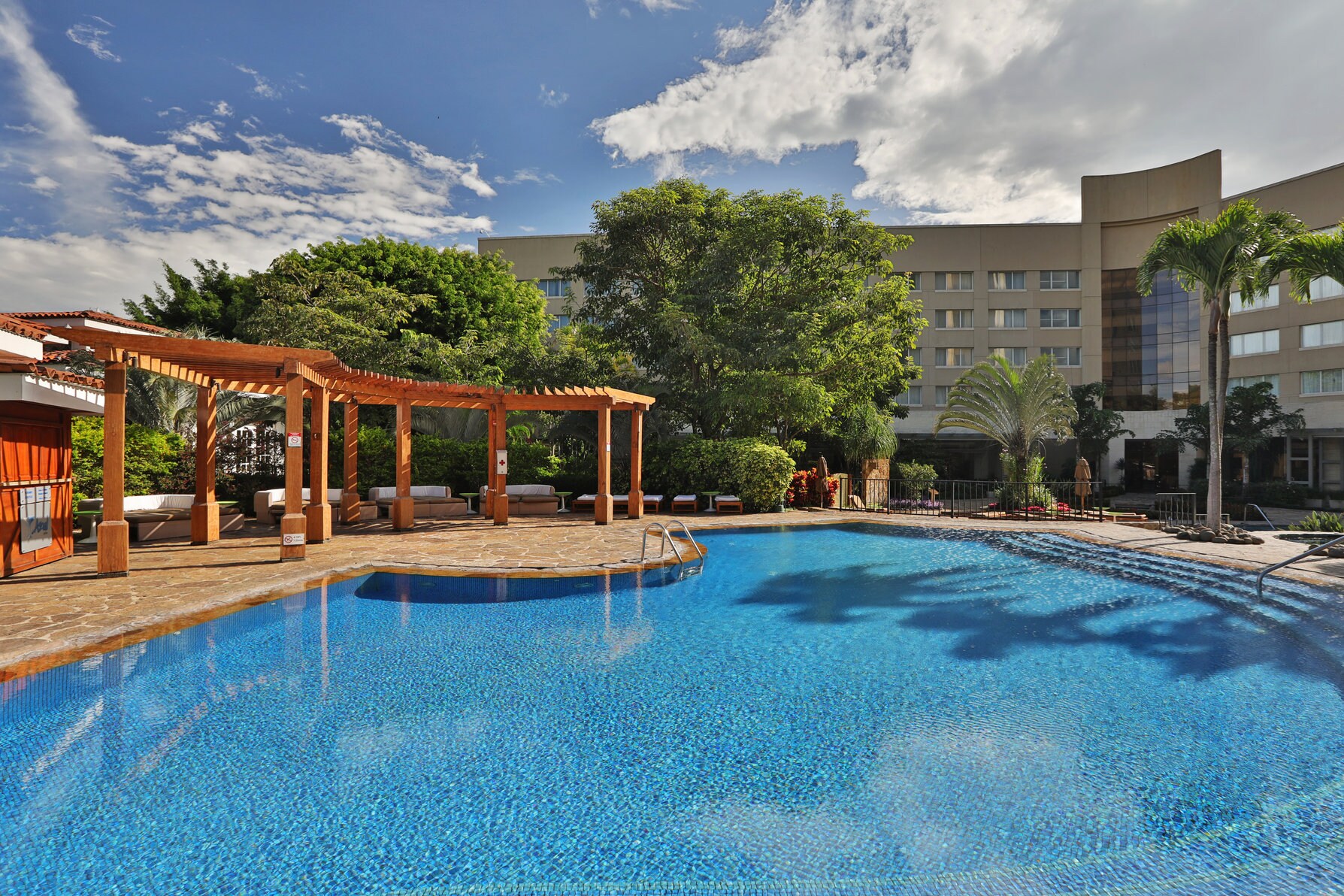 Real InterContinental at Multiplaza Mall - Tap to explore photos