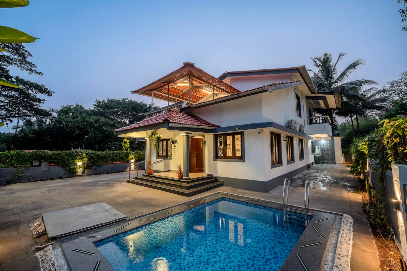 Bliss Villa: 4BHK Private Pool, Siolim, North Goa - Tap to explore photos