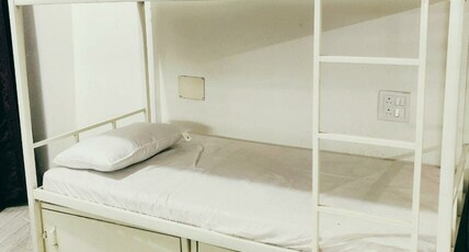 SHIV KASHI DORMITORY Room Type - BUNK BED ( Single women not allowed)