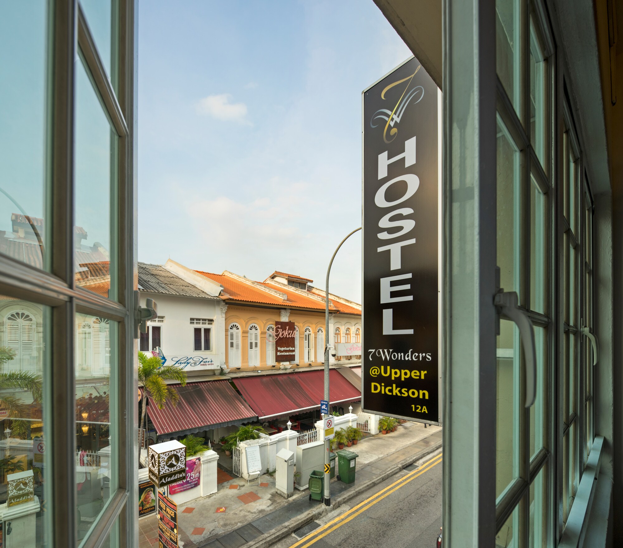 7 Wonders Hostel @ Upper Dickson - Tap to explore photos