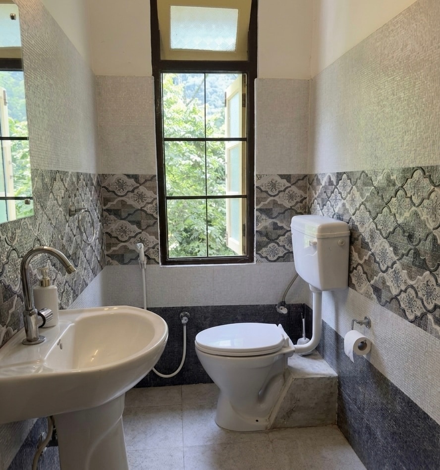 Accomo Your home in the hills - Tap to explore photos
