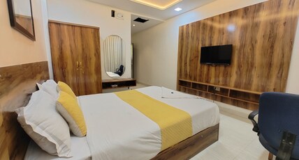Hotel Sskar Executive Room Type - Deluxe Room With AC