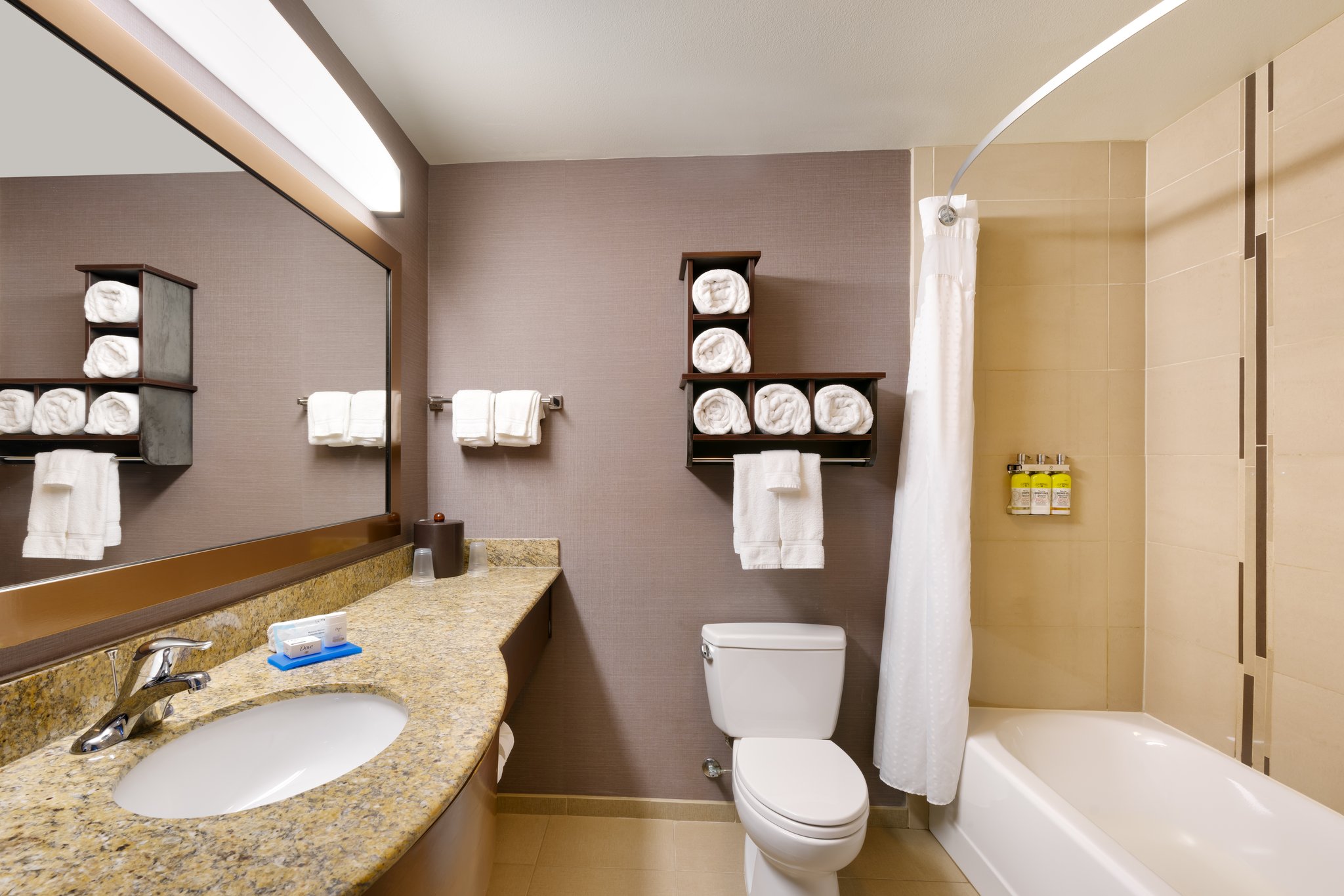 Holiday Inn Express Hotel & Suites Billings - Tap to explore photos