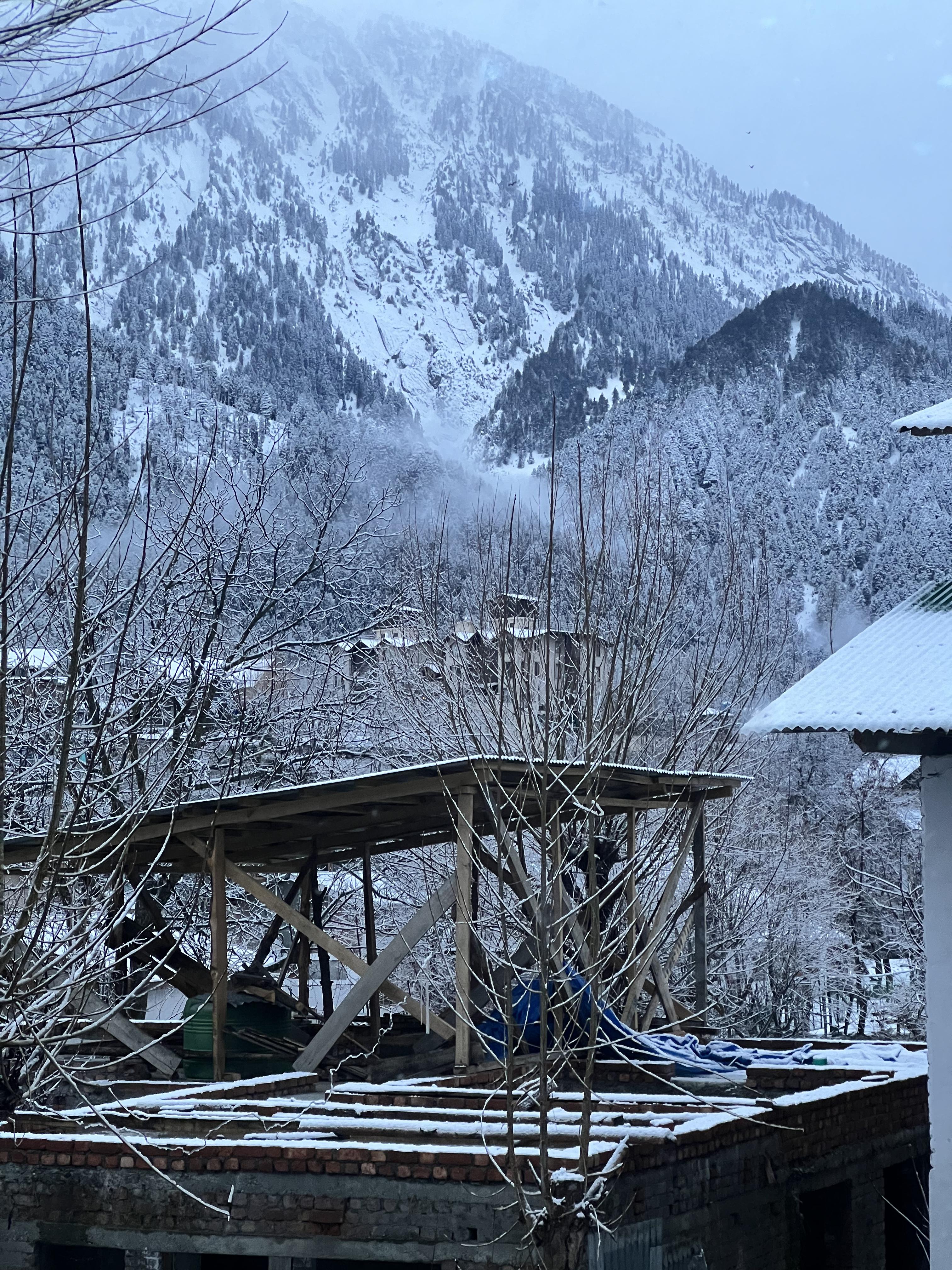 Hotel Aishana - Tap to explore photos