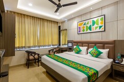 Treebo Bombay Palace