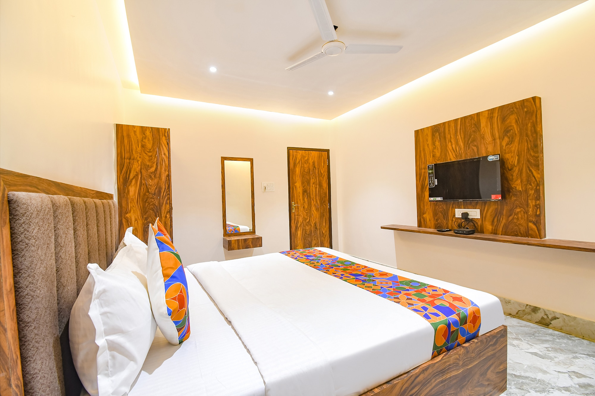FabHotel Golden Suites - Tap to explore photos