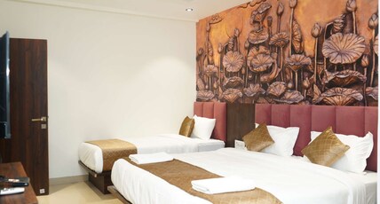 Kings Executive Room Type - Executive Triple Room Ac