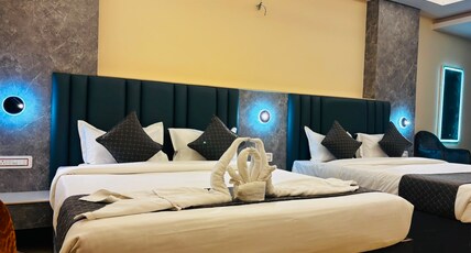Shivlok Palace Room Type - Deluxe Room