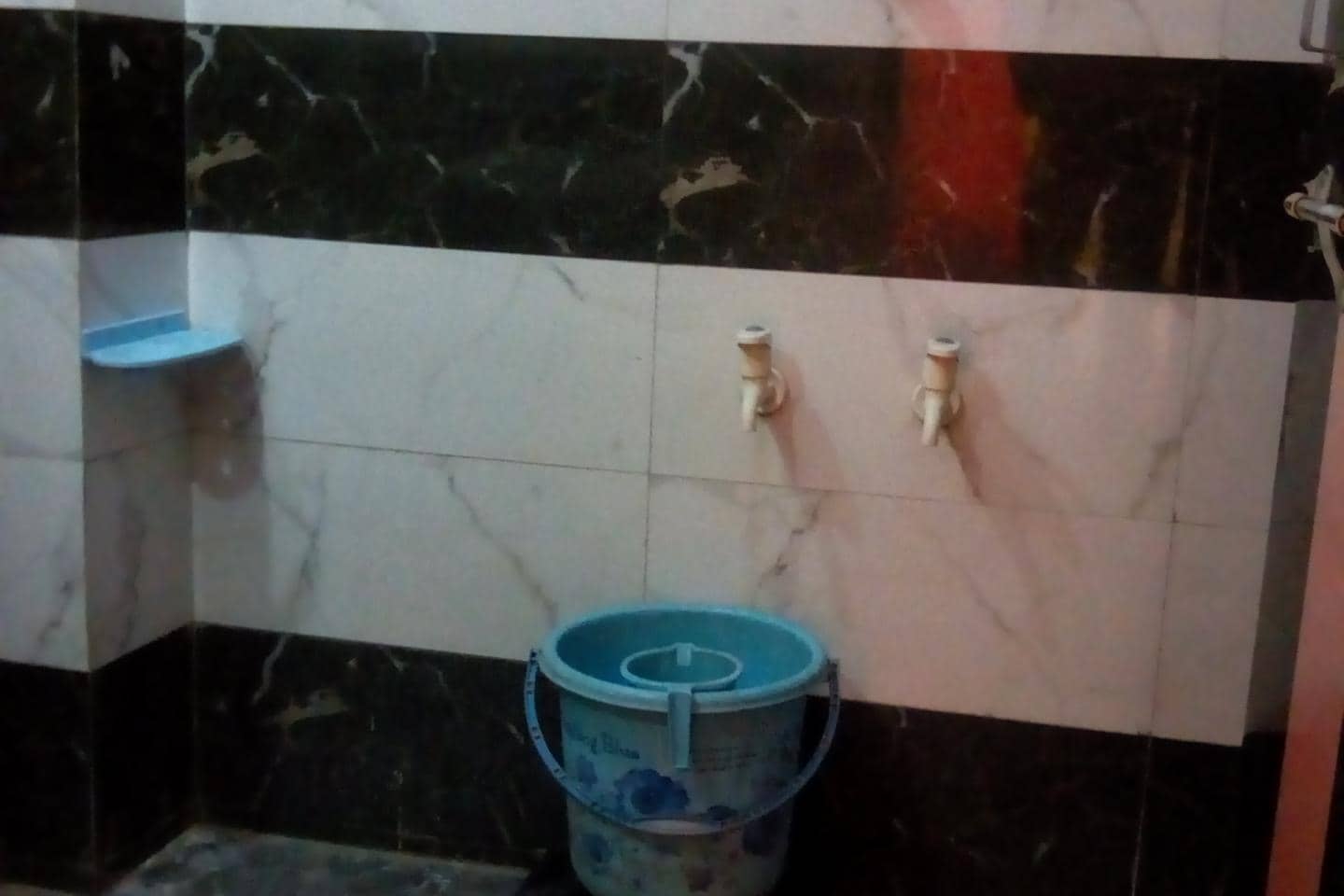 Hotel Avadh - Tap to explore photos