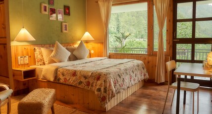 Mashru Riverside Estate Room Type - Luxury room with Private balcony (Mountain View) Mashru Riverside Estate Room Type - Luxury room with Private balcony (Mountain View)